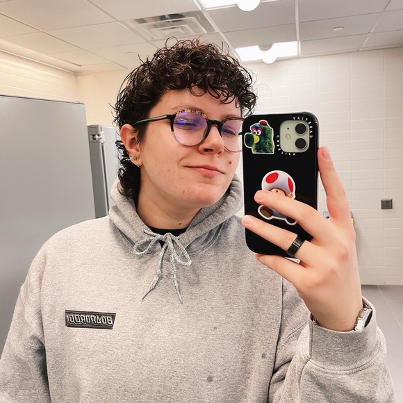 Meet your Posher, Jess - Picture 4 of 7